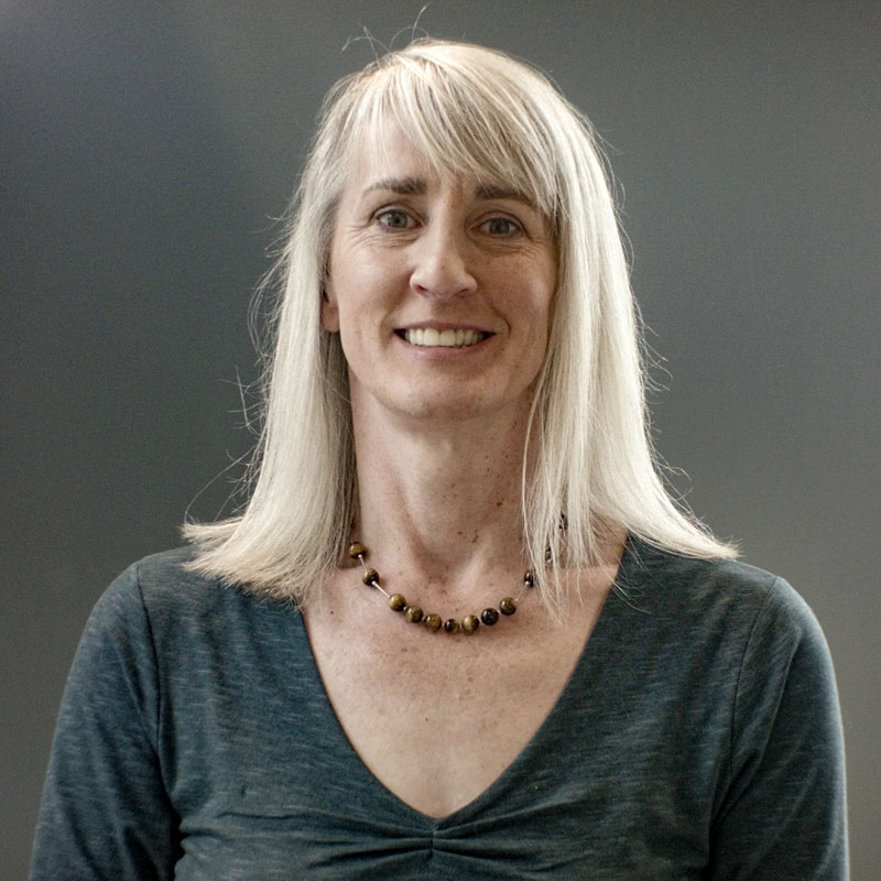 KIM PRAYNER
